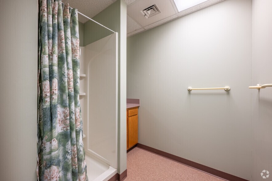 More Photos Of 1301 Grandview Ave, Pittsburgh Office For Lease