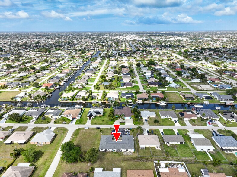 More Photos Of 937 SE 23rd Pl, Cape Coral Apartments For Sale