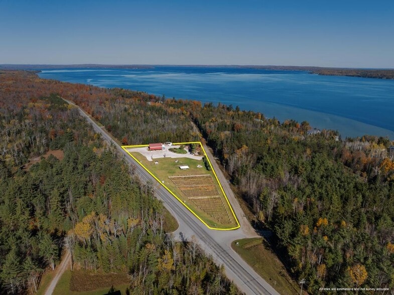 More Photos Of 9090 M-68, Alanson Storefront For Sale