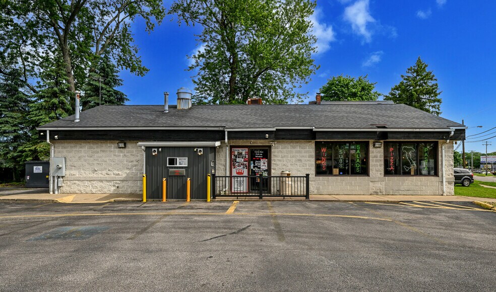 More Photos Of 2160 East Ave, Akron Restaurant For Sale