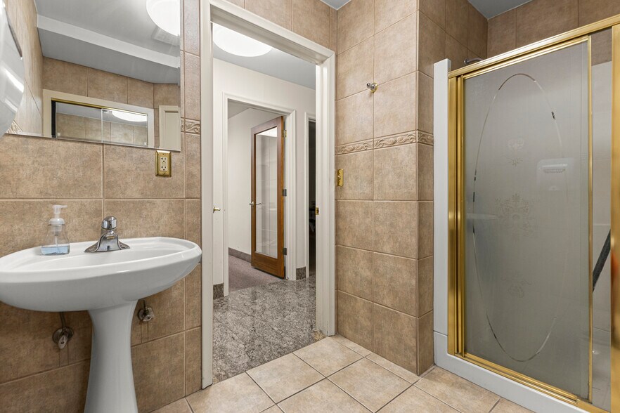 More Photos Of 30401 Utica Rd, Roseville Office For Sale