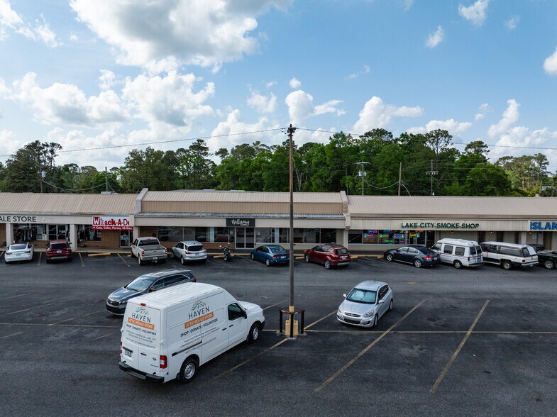 More Photos Of 1037-1110 W Us Highway 90, Lake City Unknown For Lease