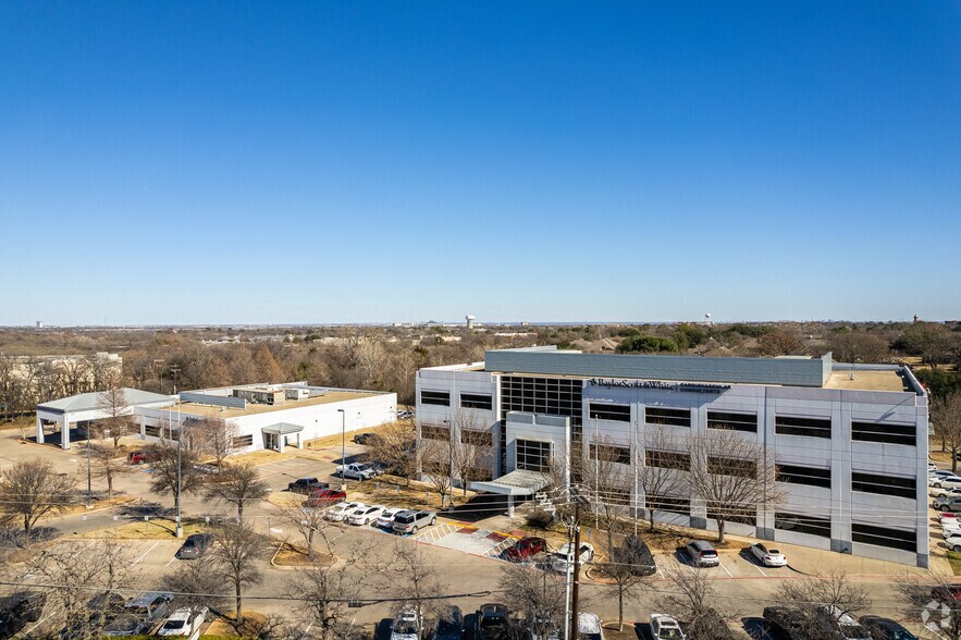 More Photos Of 2040 W State Hwy 114, Grapevine Hospital For Lease