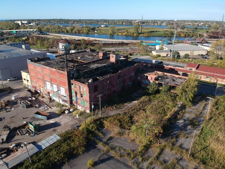 More Photos Of 57 Tonawanda St, Buffalo Office For Sale