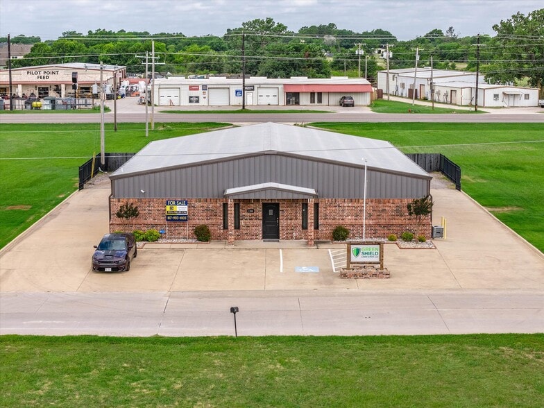 More Photos Of 1208 N Industrial Blvd, Pilot Point Industrial For Sale
