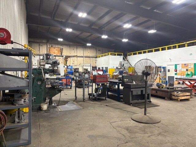 More Photos Of 718 E Main St, Kewanna Industrial For Sale