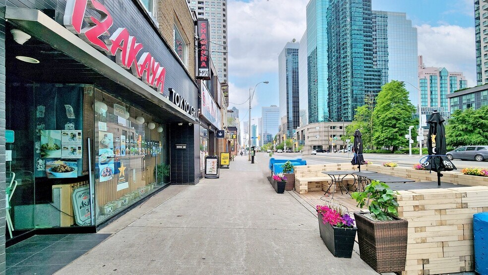 More Photos Of 5171 Yonge St, Toronto Storefront For Sale