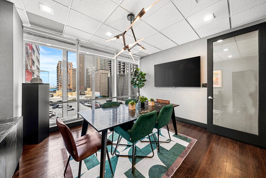 More Photos Of 150 SE 2nd Ave, Miami Coworking Space