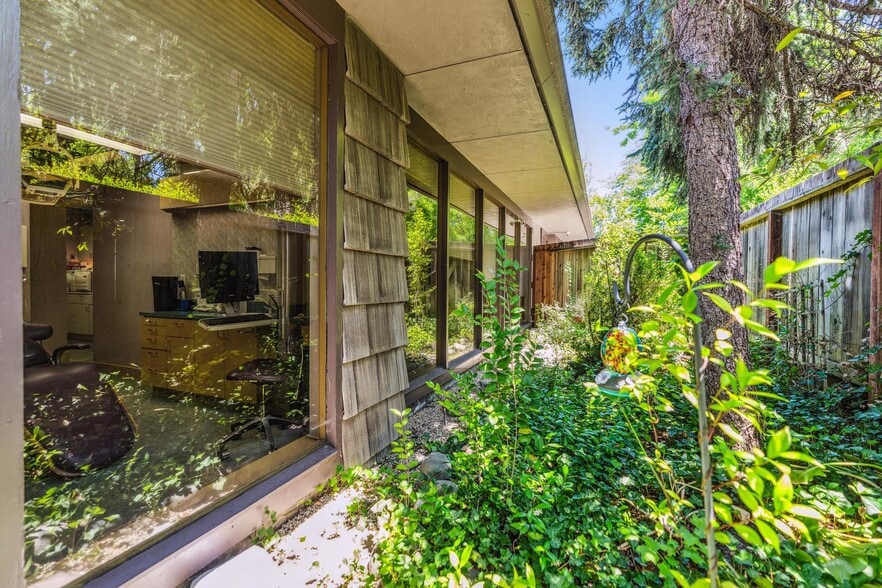 More Photos Of 1802 San Miguel Dr, Walnut Creek Medical For Sale