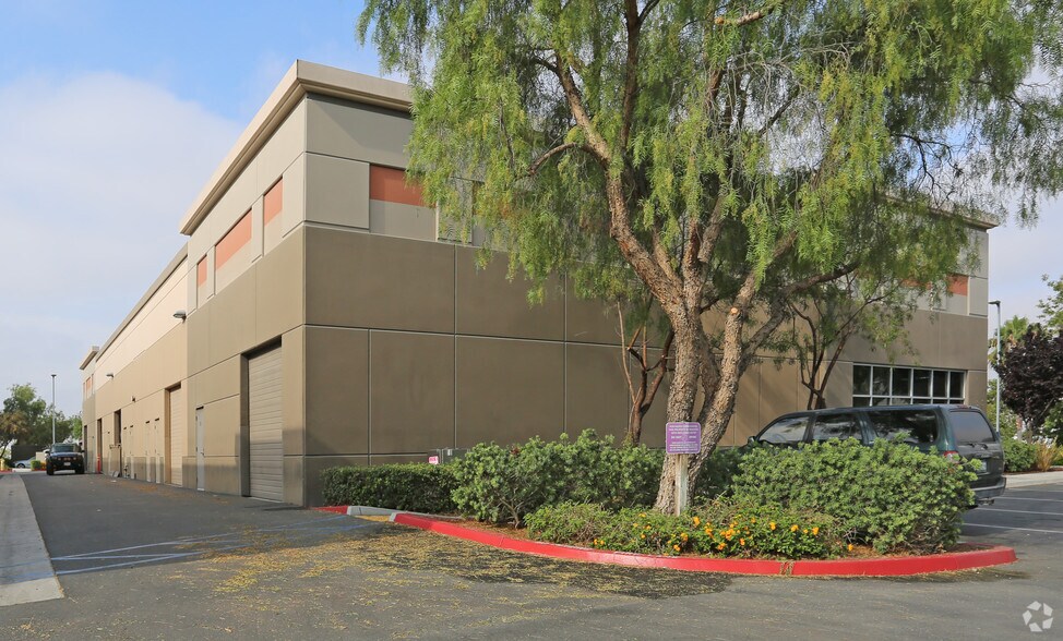 More Photos Of 1515-1539 Olivella Way, San Diego Warehouse For Lease