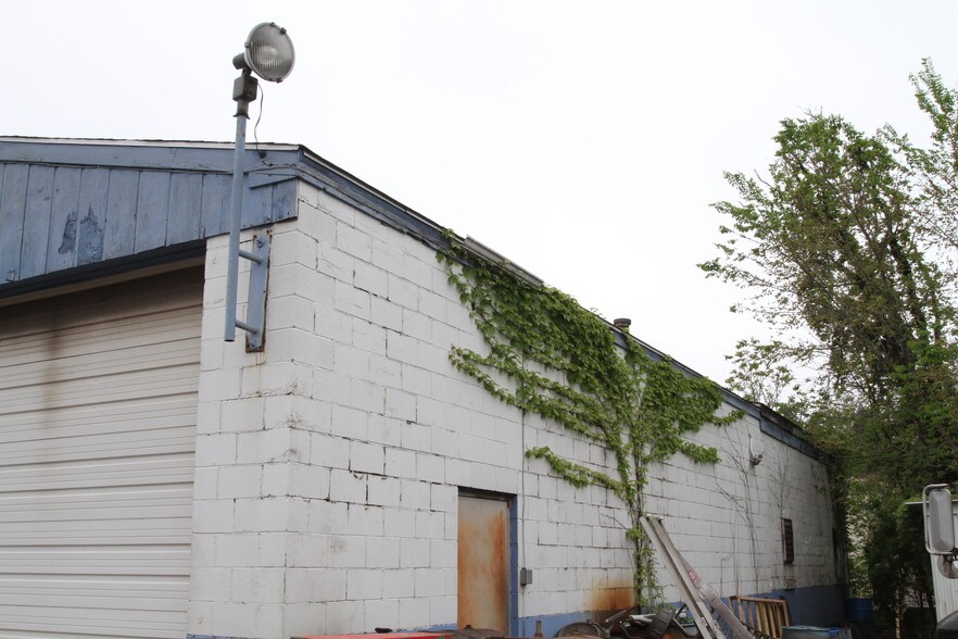 More Photos Of 2140 Conway Wallrose Rd, Freedom Auto Repair For Sale