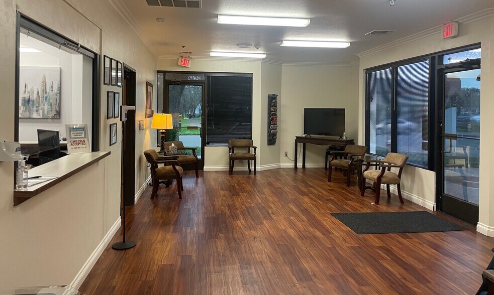 More Photos Of 6337 Matheny Way, Citrus Heights Medical For Lease