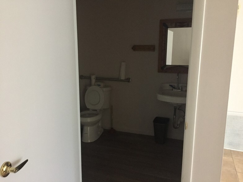 More Photos Of 730 Tamiami Trl, Port Charlotte Storefront Retail Office For Sale