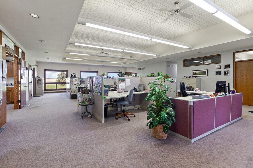 More Photos Of 10808 W Monee Manhattan Rd, Monee Office For Sale