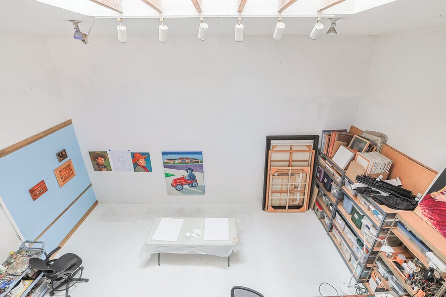 More Photos Of 3612 W Washington Blvd, Los Angeles Warehouse For Sale