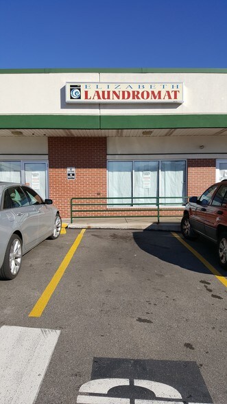 More Photos Of 800-820 Mckeesport Rd, Elizabeth Supermarket For Lease