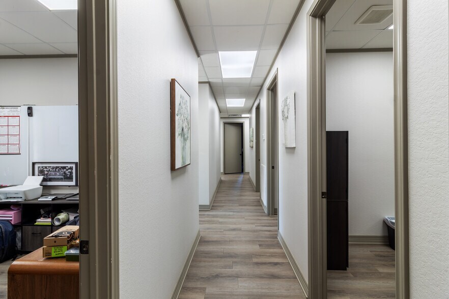 More Photos Of 8733 N State Highway 6, Bryan Industrial For Lease