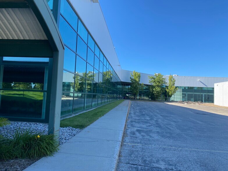 More Photos Of 100 Harbor Dr, Charlevoix Manufacturing For Lease