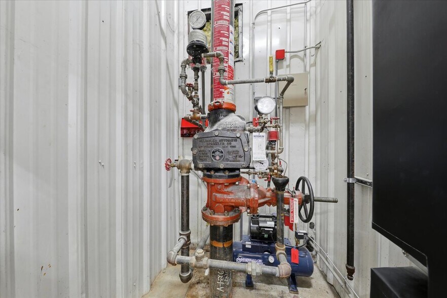 More Photos Of 1155 Old State Route 74, Batavia Refrigeration Cold Storage For Sale