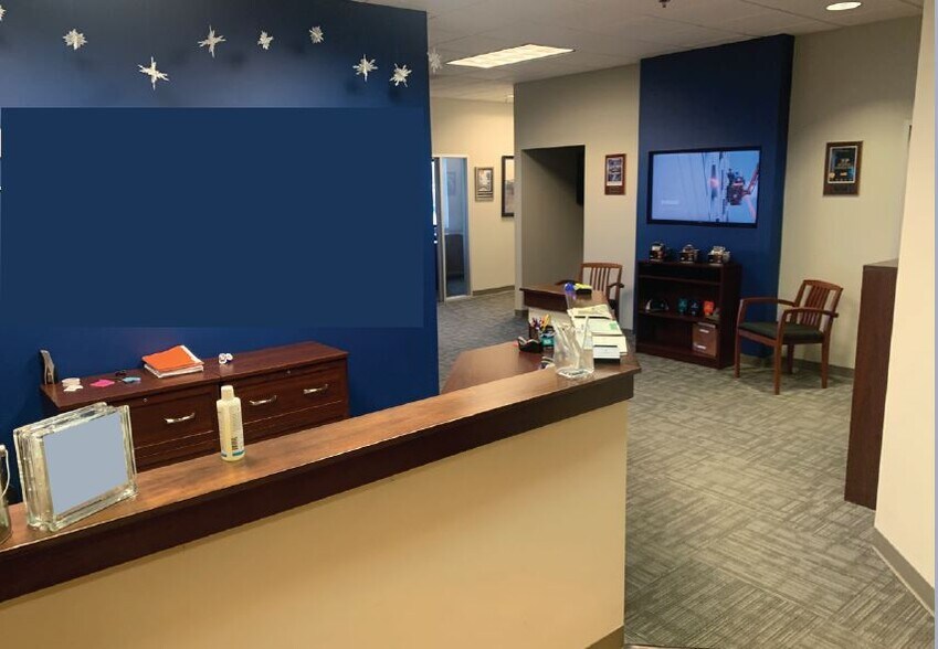 More Photos Of 1255 Creekshire Way, Winston-Salem General Retail For Lease
