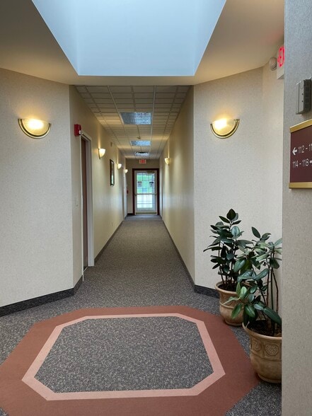 More Photos Of 13170 Ravenna Rd, Chardon Medical For Lease