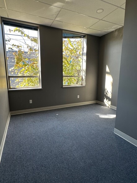 More Photos Of 1200 Mccalla Ave, Knoxville Office For Lease