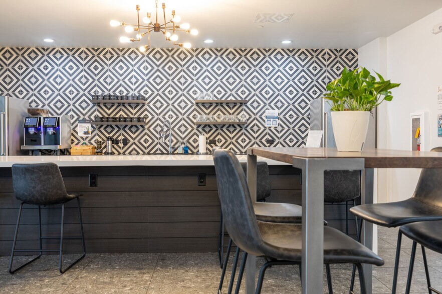 More Photos Of 790 N Milwaukee St, Milwaukee Coworking Space