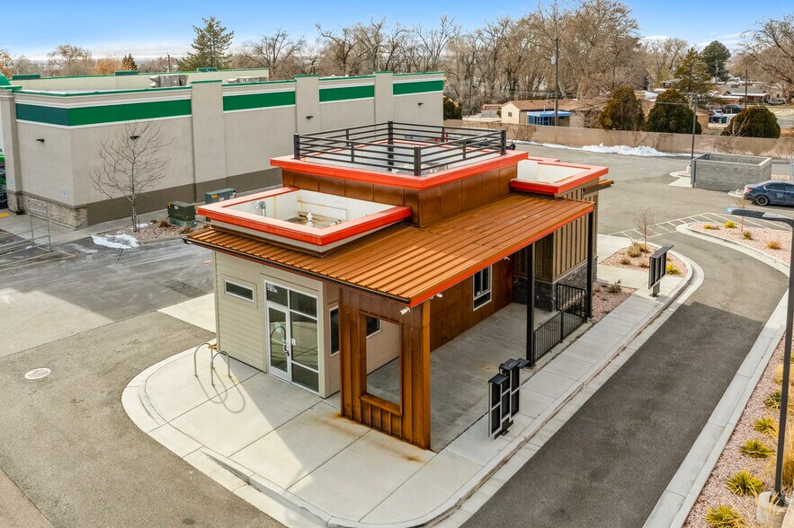 More Photos Of 585 N 91 Hwy, Clearfield Freestanding For Sale