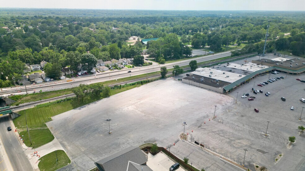 More Photos Of 1355-1505 W King St, Decatur General Retail For Lease