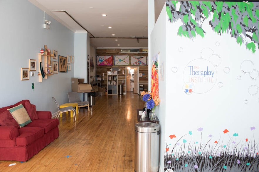 More Photos Of 1224 W Belmont Ave, Chicago Storefront Retail Residential For Lease