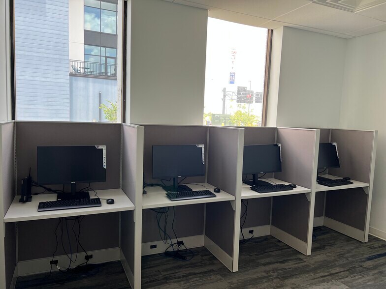 More Photos Of 5405 Diplomat Cir, Orlando Loft Creative Space For Lease