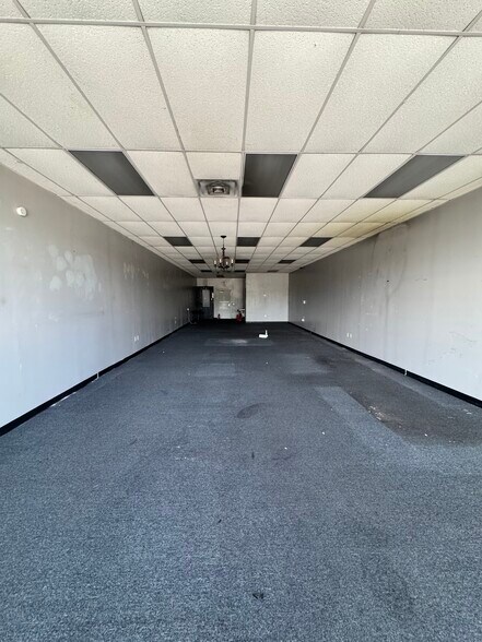 More Photos Of 6410-6422 Spencer Hwy, Pasadena Unknown For Lease