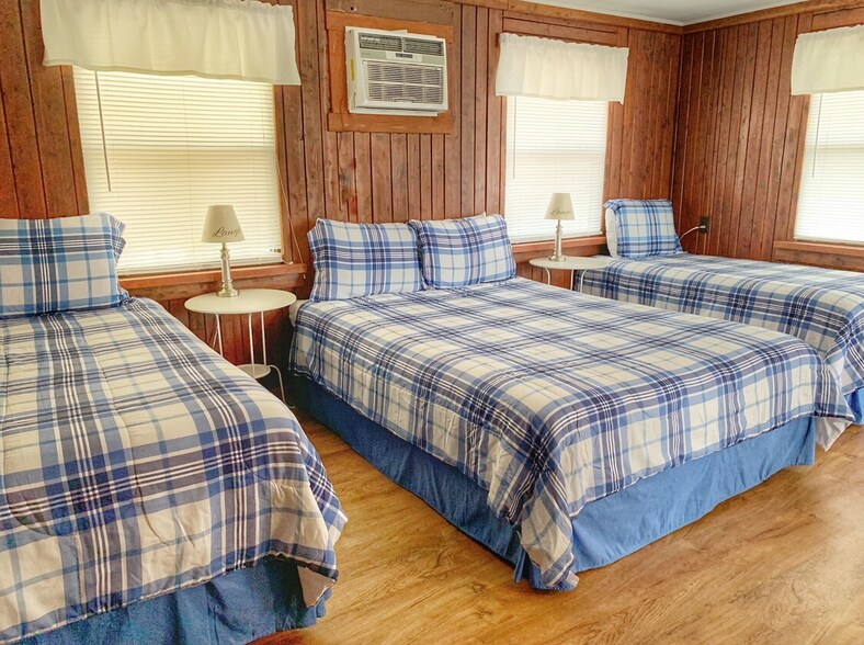 More Photos Of 1400 Ranch Road 261, Buchanan Dam Hotel For Sale