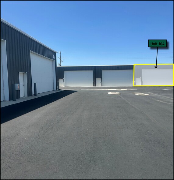 More Photos Of 2140-2162 E Summersweet Dr, Boise Self Storage For Sale