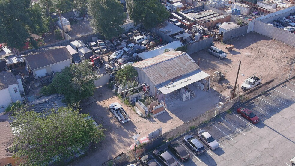 More Photos Of 531 E Oaks St, Compton Land For Lease