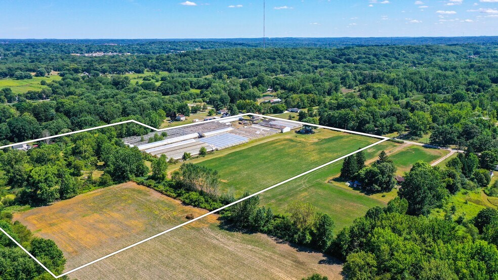 More Photos Of 1993 Wright Rd, Akron Garden Center For Sale