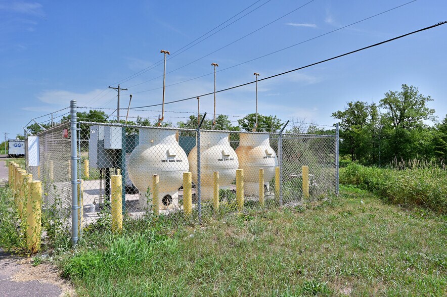 More Photos Of 2501 S Main St, Rice Lake Convenience Store For Sale