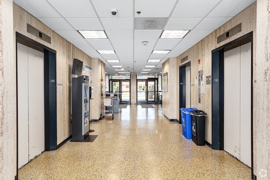 More Photos Of 4235 28th Ave, Marlow Heights Office For Sale