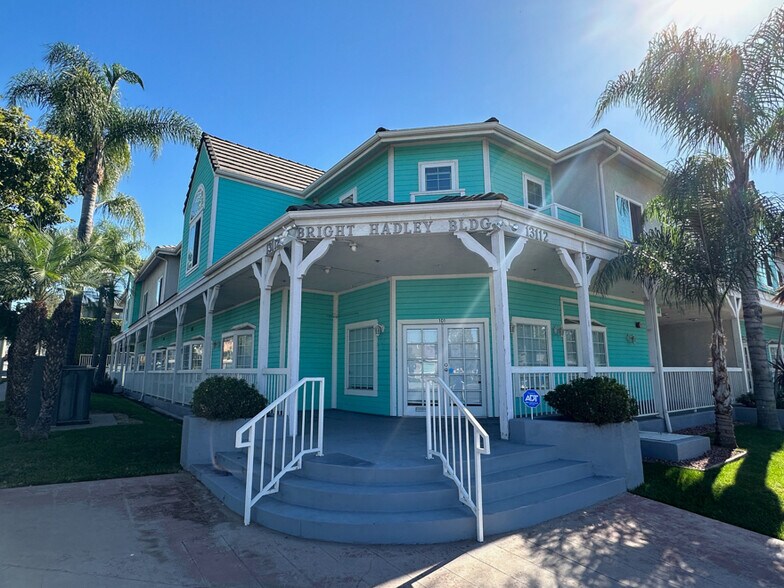 Primary Photo Of 13112 Hadley St, Whittier Office Residential For Lease