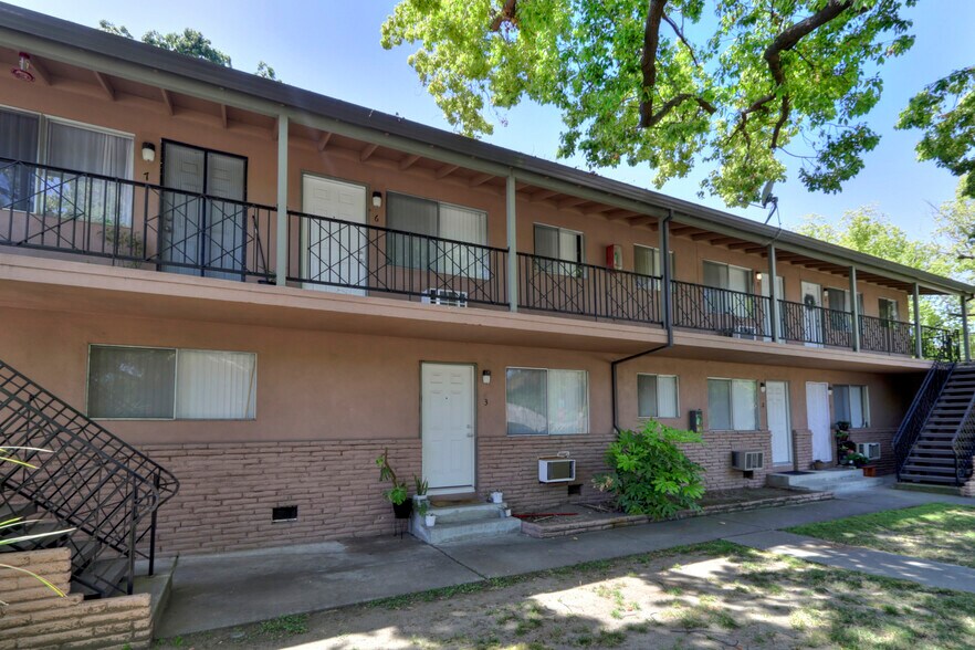 More Photos Of 1100 Weber Way, Sacramento Apartments For Sale