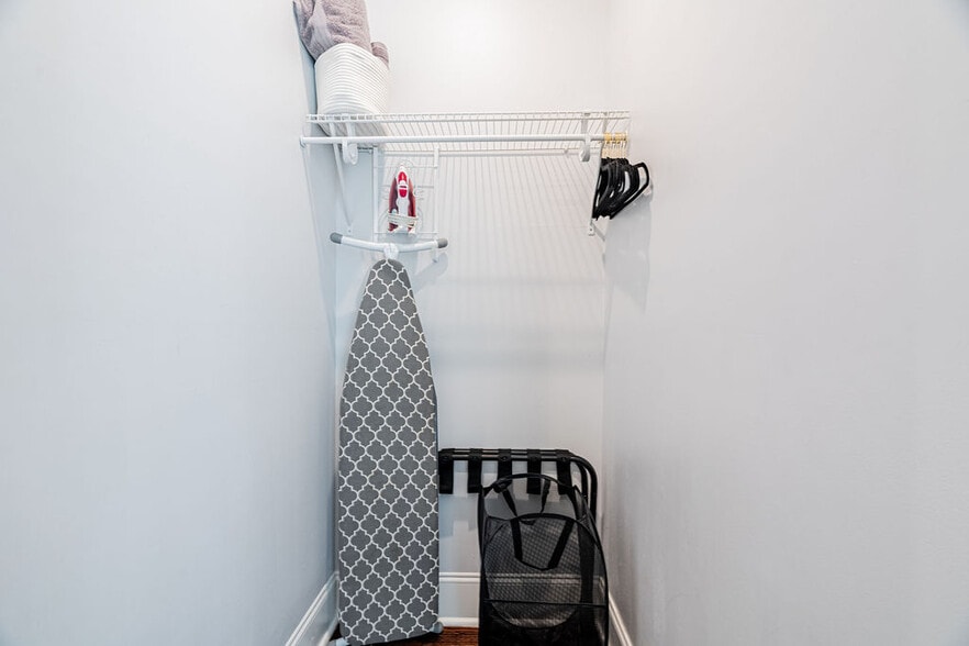 More Photos Of 1201 Baronne St, New Orleans Hotel For Sale