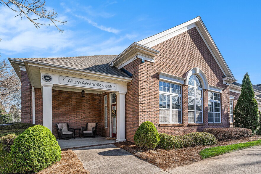 More Photos Of 2700-2706 Abbey Ct, Alpharetta Office For Lease