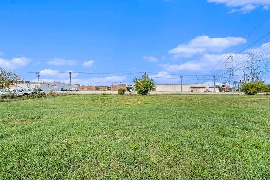 More Photos Of 17001 Glen Oak ave, Lansing Land For Sale