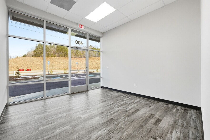 More Photos Of 1901 Peachtree Industrial Blvd, Buford Warehouse For Lease