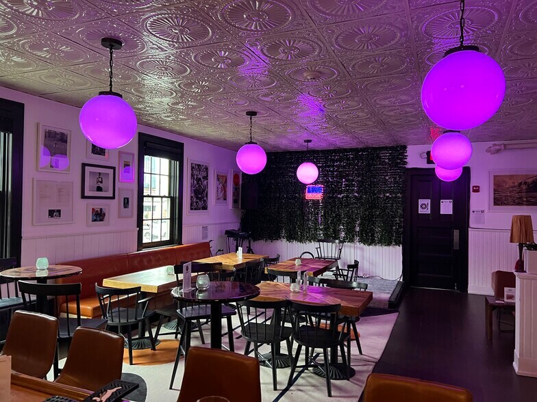 More Photos Of 28 Market St, Warren Theater Concert Hall For Lease