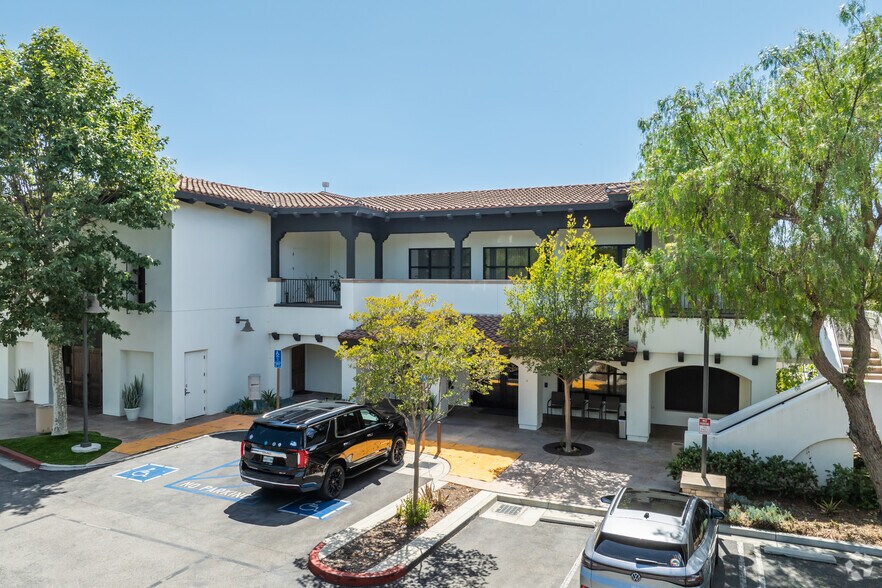 More Photos Of 31601 Avenida Los Cerritos Rd, San Juan Capistrano Office For Lease