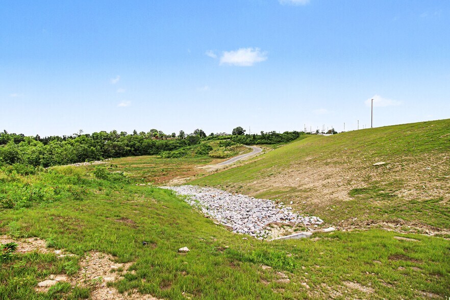 More Photos Of 00 Alexandria Pike, Cold Spring Land For Sale