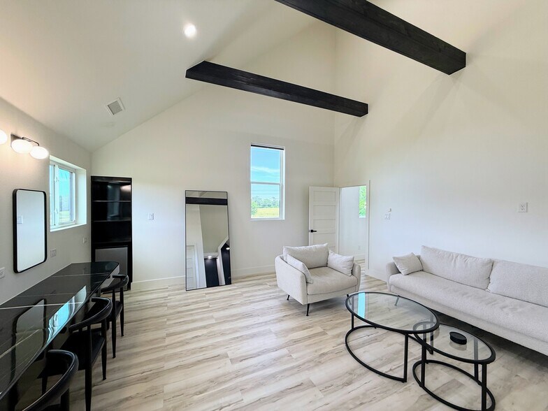 More Photos Of 1105 W Cottage Hill Pky, Celina Lodge Meeting Hall For Sale