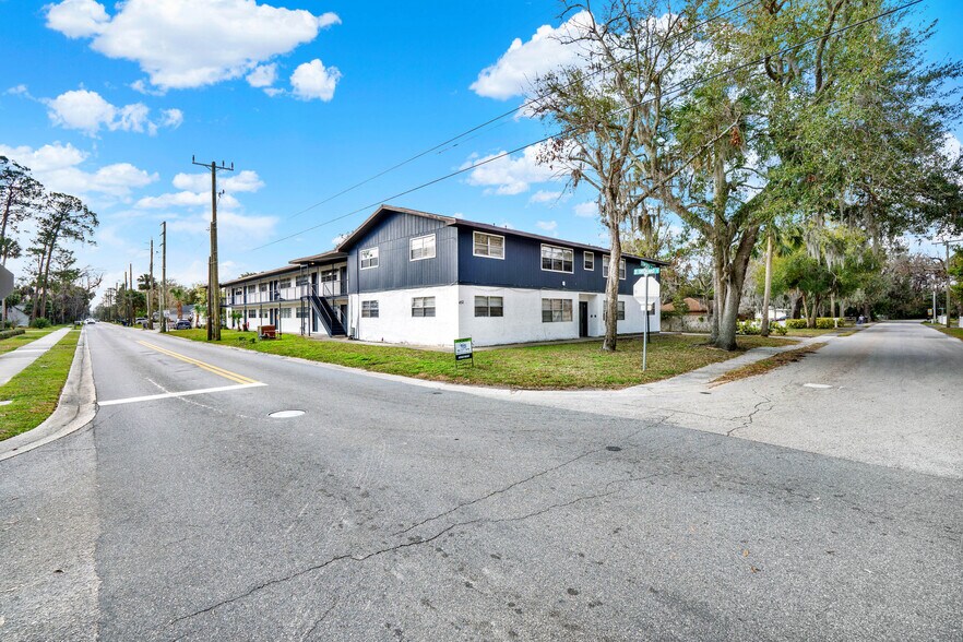 More Photos Of 450 Tomoka Ave, Ormond Beach Apartments For Sale