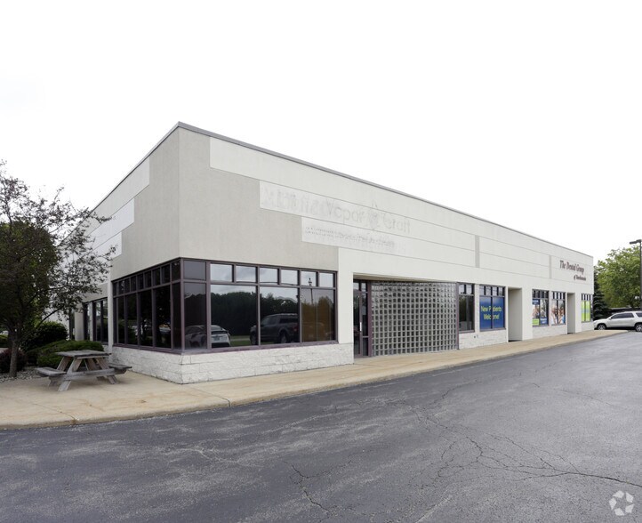 More Photos Of 761 NW Main St NW, Bourbonnais Office For Lease